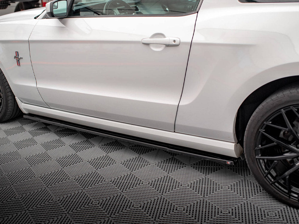 Maxton Design Side Skirts Diffusers Ford Mustang Mk5 Facelift - FO-MU-5-SD1G - Image 4