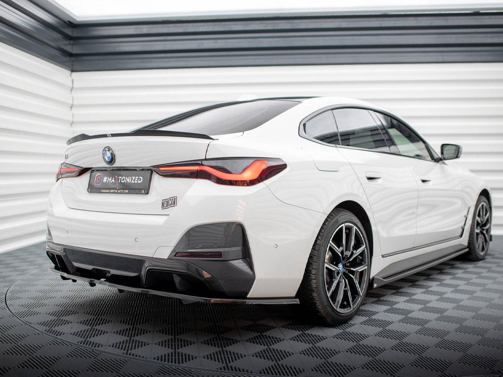 Maxton Design Central Rear Splitter (Vertical Bars) V.1 BMW i4 M-Pack G26 - BM-I4-G26-MPACK-RD1G+RD3G - Image 2
