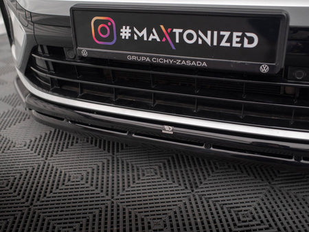 Maxton Design Front Splitter VW Taigo R-Line Mk1 - VW-TA-1-RLINE-FD1G+FD1RG - Image 4