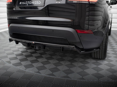 Maxton Design Central Rear Splitter (Vertical Bars) Land Rover Discovery HSE Mk5 - LR-DISCO-5-HSE-RD1G+RD2G - Image 3