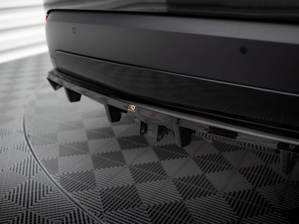 Maxton Design Central Rear Splitter (Vertical Bars) Land Rover Discovery HSE Mk5 - LR-DISCO-5-HSE-RD1G+RD2G - Image 5