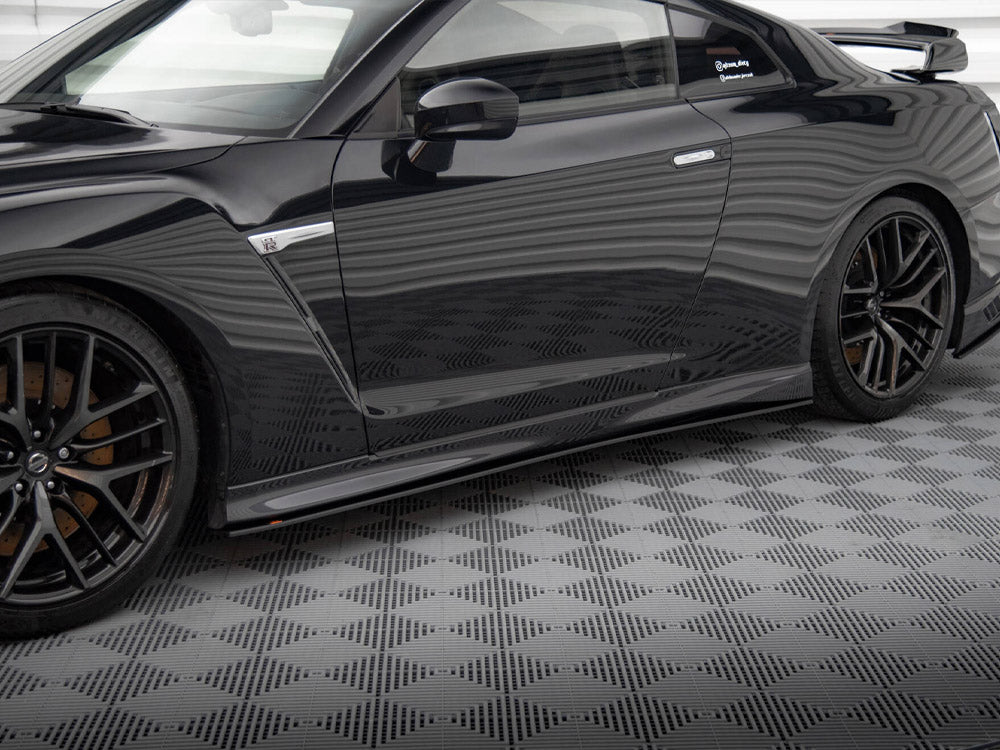 Maxton Design Street PRO Side Skirts Diffusers Nissan GTR R35 2nd Facelift - NIGTR4F3CNC-SD1B - Image 3