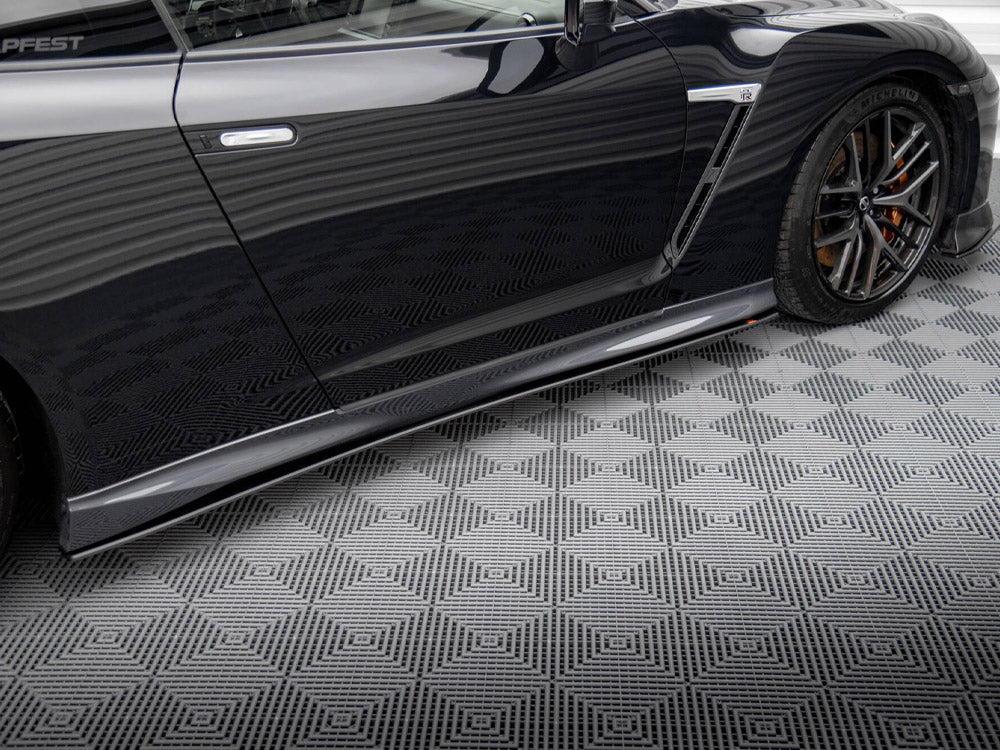 Maxton Design Street PRO Side Skirts Diffusers Nissan GTR R35 2nd Facelift - NIGTR4F3CNC-SD1B - Image 4