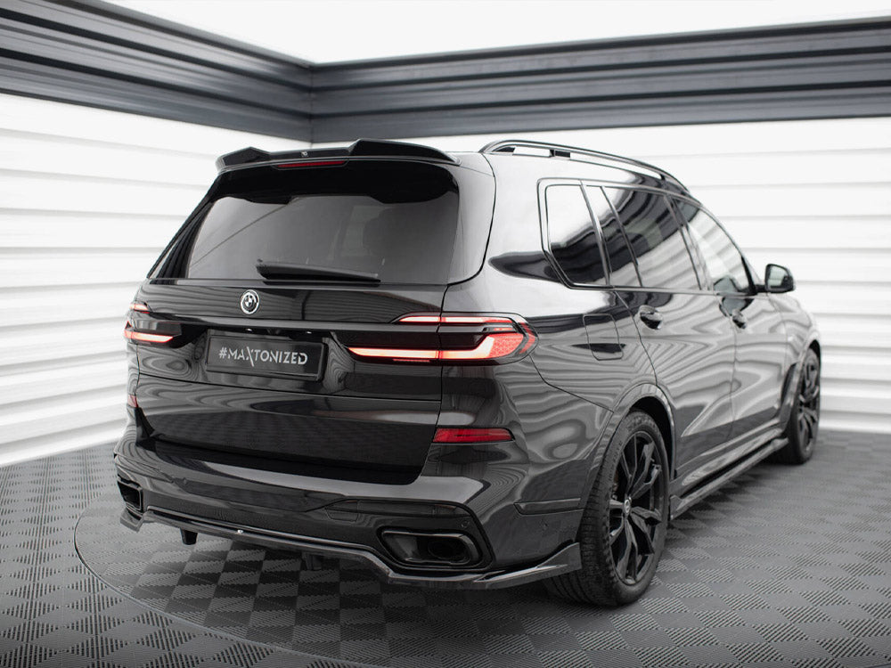 Maxton Design Central Rear Splitter (Vertical Bars) BMW X7 M-Pack G07 Facelift - BM-X7-07F-MPACK-RD1G+RD2G - Image 2