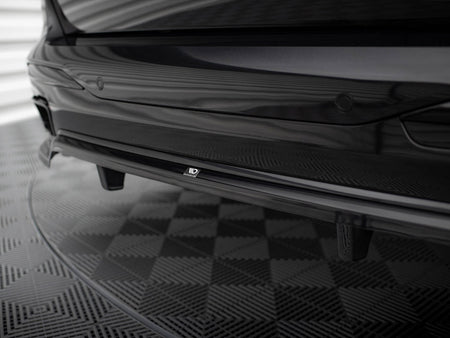 Maxton Design Central Rear Splitter (Vertical Bars) BMW X7 M-Pack G07 Facelift - BM-X7-07F-MPACK-RD1G+RD2G - Image 5