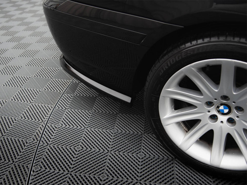 Maxton Design Central Rear Splitter BMW 7 E65 - BM-7-65-RD1G - Image 5