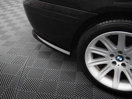 Maxton Design Central Rear Splitter BMW 7 E65 - BM-7-65-RD1G - Image 5