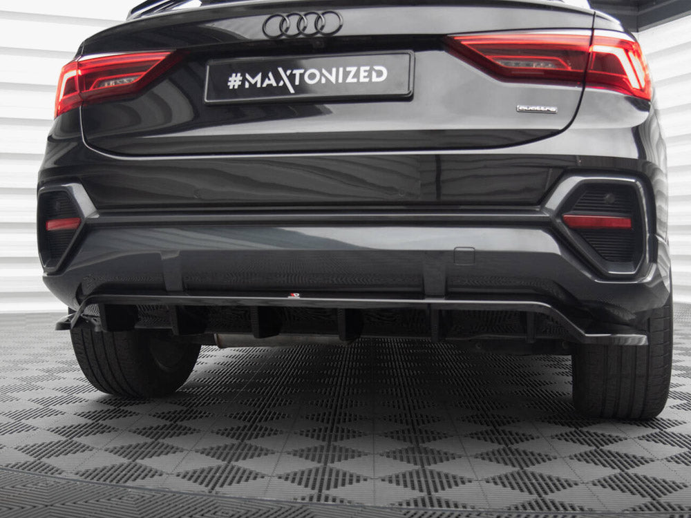 Maxton Design Central Rear Splitter (Vertical Bars) Audi Q3 Sportback F3 - AU-Q3-2-SB-RD1G+RD2G - Image 4