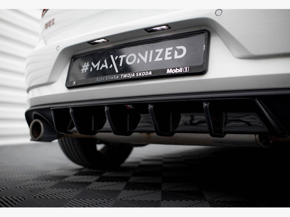 Maxton Design Rear Valance VW Golf 7 GTI Facelift - VW-GO-7F-GTI-RS2G - Image 4