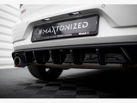 Maxton Design Rear Valance VW Golf 7 GTI Facelift - VW-GO-7F-GTI-RS2G - Image 4