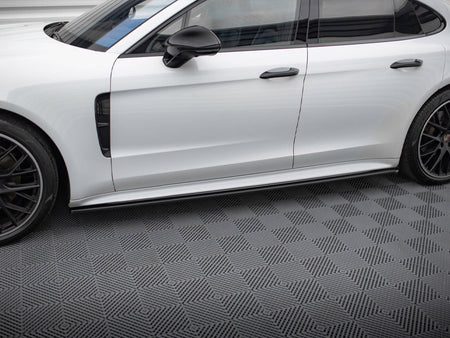 Side Skirts Diffusers Porsche Panamera GTS 971 - Textured