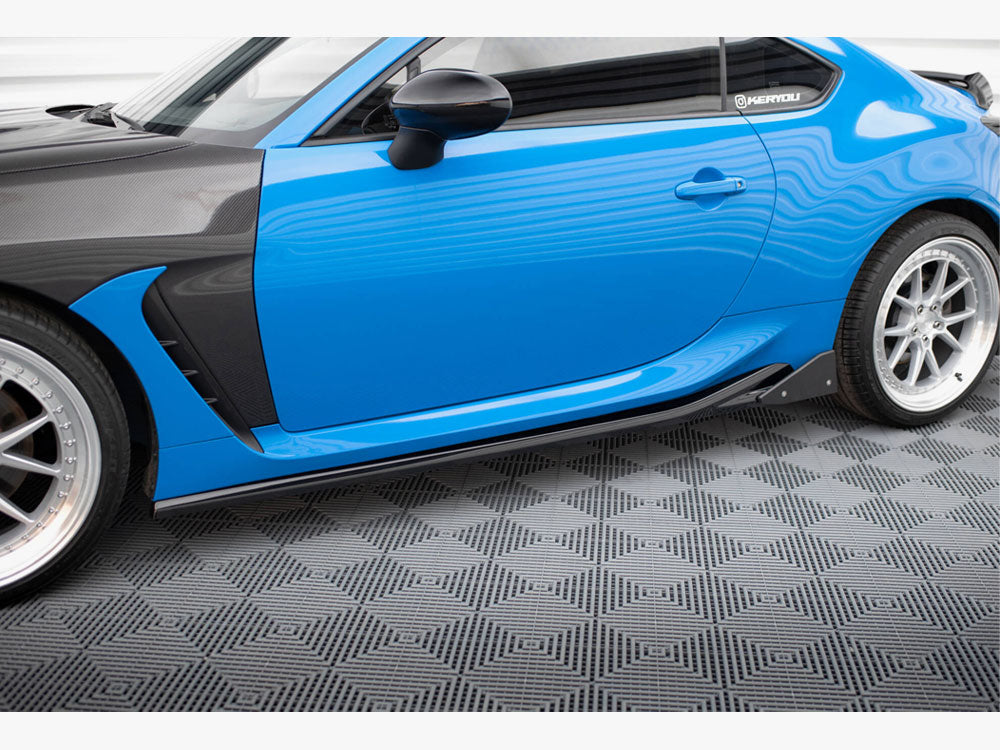 Maxton Design Side Skirts Diffusers V.1 + Flaps Toyota GR86 Mk1 - TO-GR86-1-SD1G+SF1B - Image 3