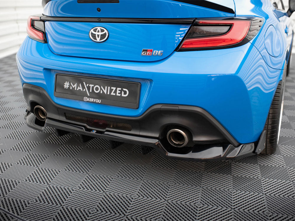 Maxton Design Central Rear Splitter (Vertical Bars) V.1 + Flaps Toyota GR86 Mk1 - TO-GR86-1-RD1G+RD4G+RSF1B - Image 3