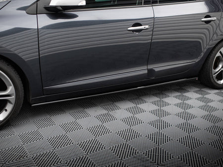 Maxton Design Side Skirts Diffusers Renault Megane GT Mk3 Facelift - RE-ME-3-GT-SD1G - Image 3