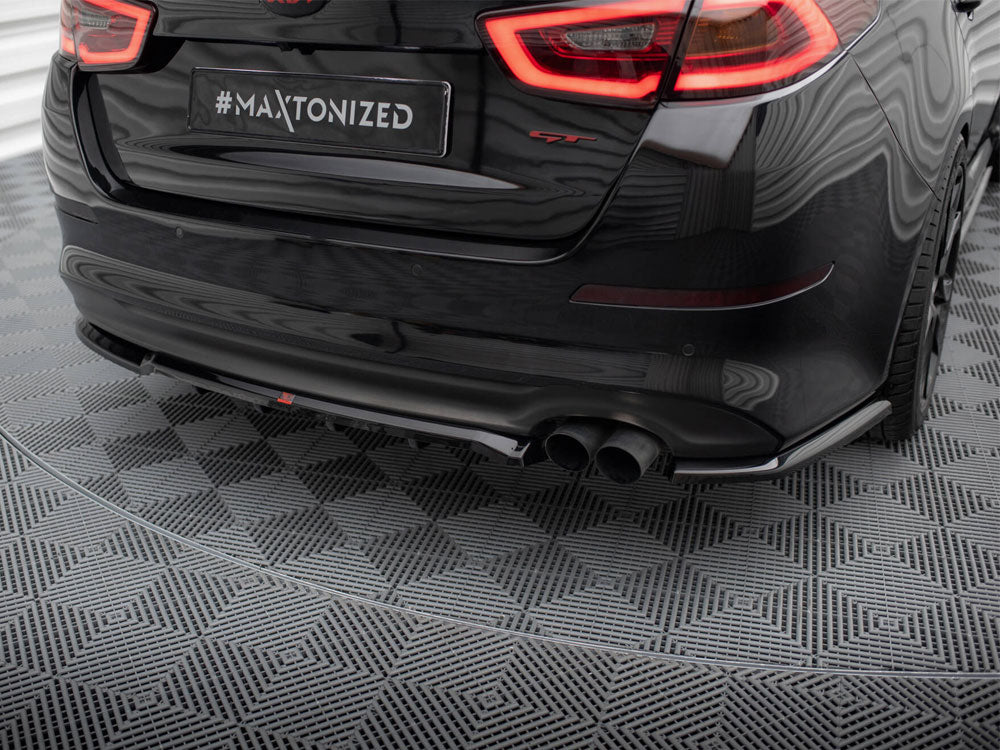 Maxton Design Central Rear Splitter (Vertical Bars) Kia Optima Mk3 - KI-OP-1-RSD1G+RD1G - Image 3