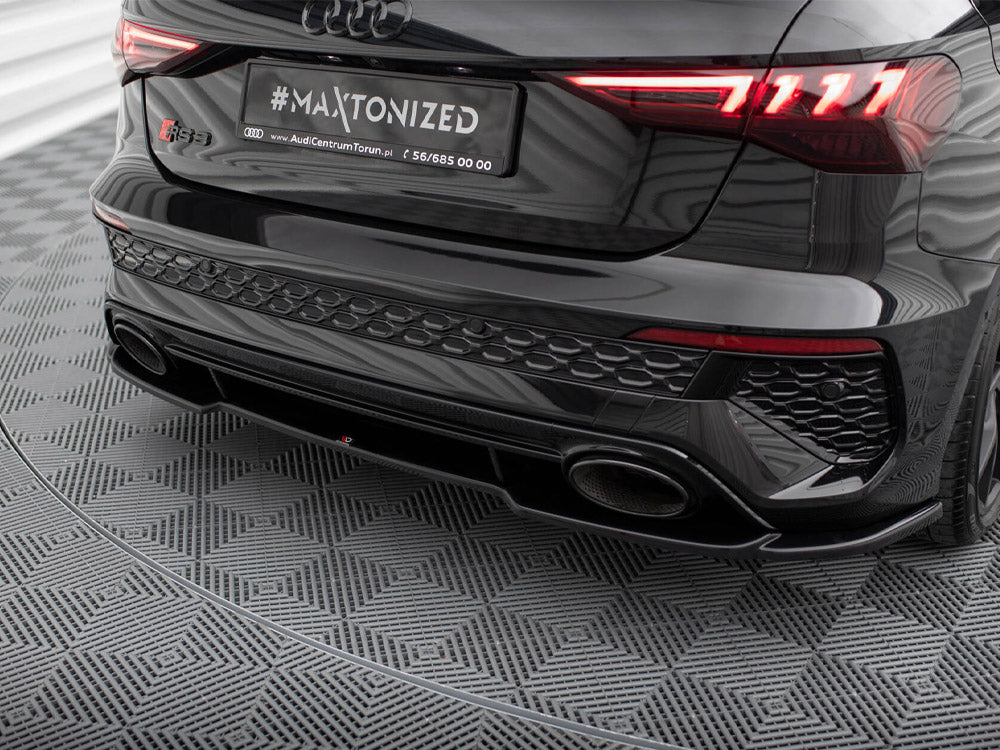 Central Rear Splitter Audi RS3 Sportback 8Y