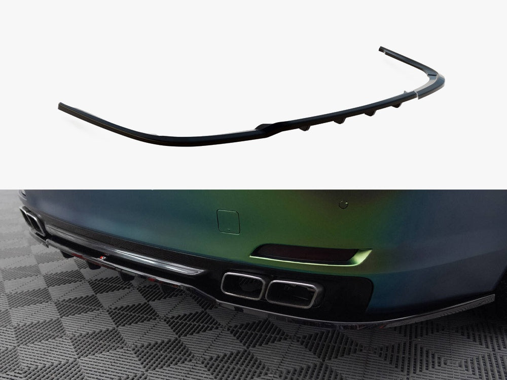 Central Rear Splitter (Vertical Bars) BMW 7 F01