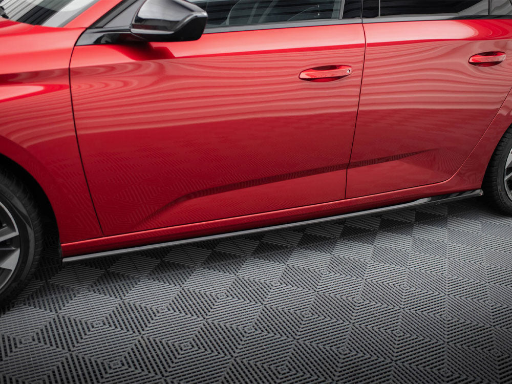 Maxton Design Side Skirts Diffusers Peugeot 308 SW Mk3 - PE-308-3-SW-SD1G - Image 3