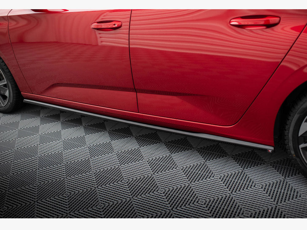 Maxton Design Side Skirts Diffusers Peugeot 308 SW Mk3 - PE-308-3-SW-SD1G - Image 4