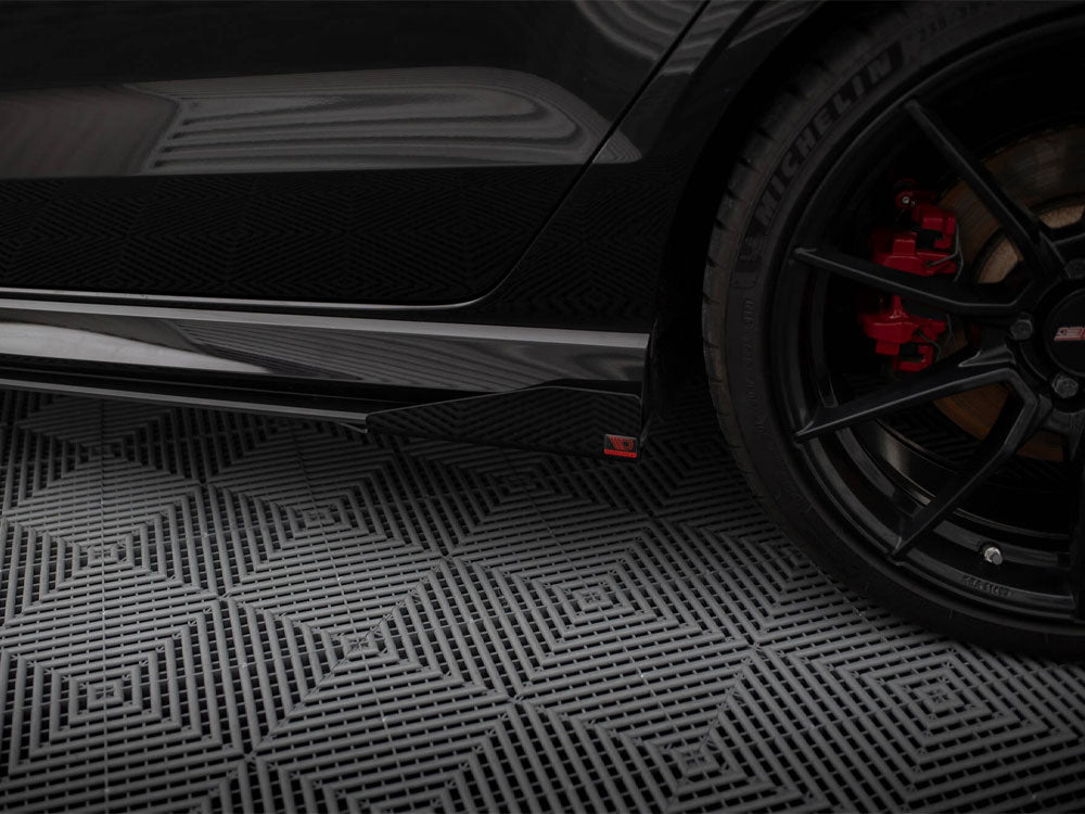 Street PRO Side Skirts Diffusers V.1 + Flaps Audi RS3 Sedan 8V Facelift - Black-Red + Gloss Flaps