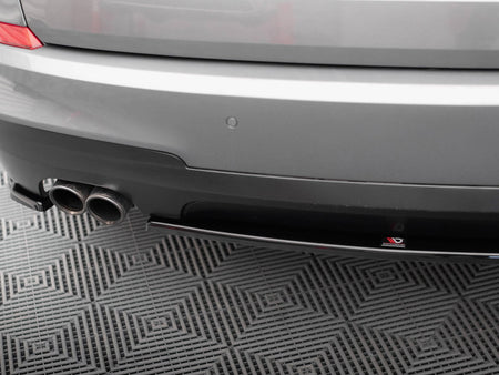 Maxton Design Central Rear Splitter BMW 5 GT M-Pack F07 - BM-5-GT-07-MPACK-RD1G - Image 4