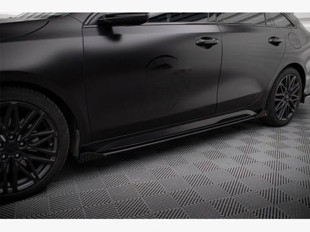 Maxton Design Side Flaps Kia Proceed GT / GT-Line Mk1 Facelift / Ceed GT Mk3 Facelift - KICE3FPROGTCNC-SF1G - Image 3