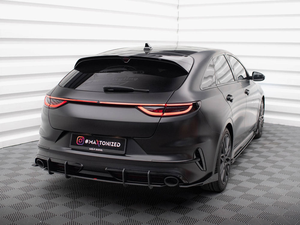 Maxton Design Rear Side Flaps KIA ProCeed GT Mk1 Facelift - KICE3FPROGTCNC-RSF1G - Image 2