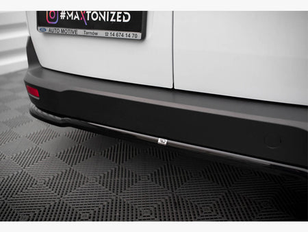 Maxton Design Central Rear Splitter Ford Transit Connect Mk2 Facelift - FO-TR-CON-3-RD1G - Image 4