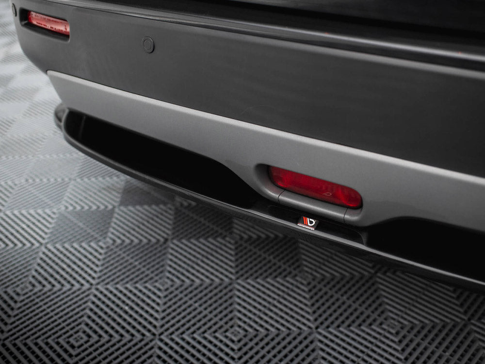 Maxton Design Central Rear Splitter Suzuki Vitara S Mk2 - SZ-VI-3-S-RD1G - Image 4