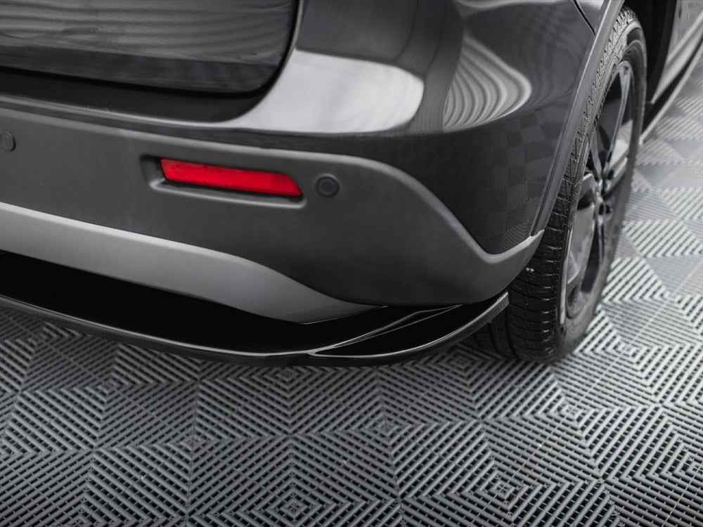 Maxton Design Central Rear Splitter Suzuki Vitara S Mk2 - SZ-VI-3-S-RD1G - Image 5