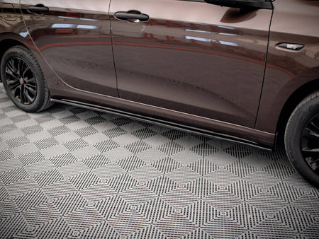 Maxton Design Side Skirts Diffusers Fiat Tipo S-Design - Carbon Look - FI-TI-1-S-SW-SD1C - Image 5