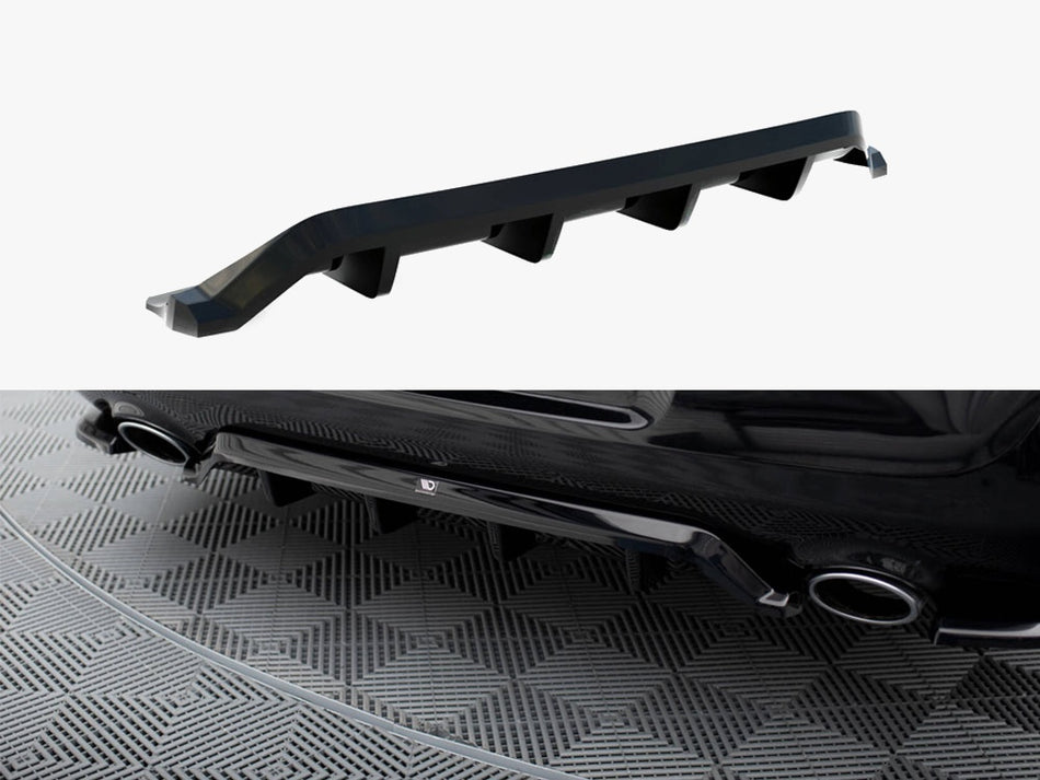 Central Rear Splitter (Vertical Bars) Chrysler 300 Mk2