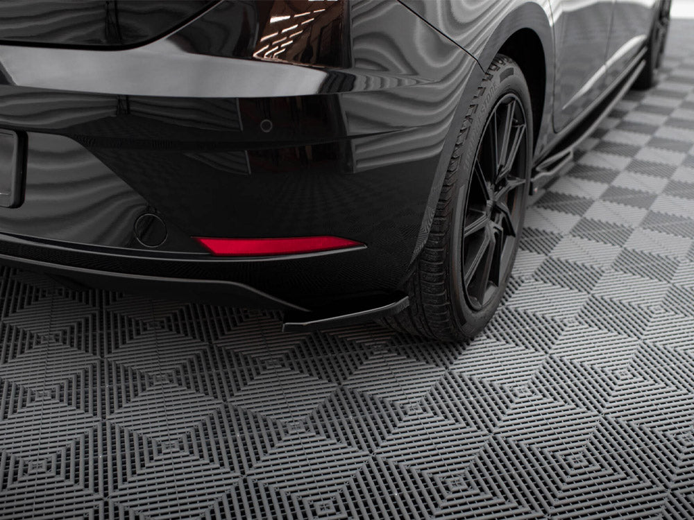 Maxton Design Rear Side Splitters V.1 Seat Leon Hatchback Mk3 Facelift - SE-LE-3F-RSD1G - Image 3