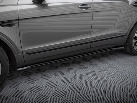 Maxton Design Side Skirts Diffusers Bentley Bentayga Mk1 - BE-BE-1-SD1G - Image 3