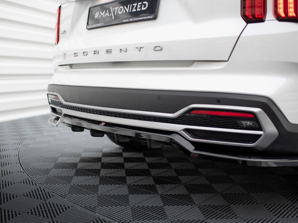 Maxton Design Central Rear Splitter (Vertical Bars) Kia Sorento Mk4 - KI-SO-4-RD1G+RD2G - Image 4
