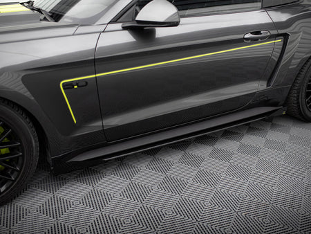 Maxton Design Side Flaps Ford Mustang GT Mk6 - FOMU6GTCNC-SF1G - Image 3