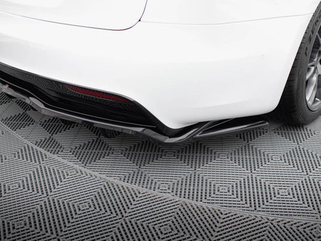 Maxton Design Rear Splitter (Vertical Bars) V.2 Tesla Model S Plaid Mk1 Facelift - TE-MODELS-1F2-PL-RD2G+RD3G - Image 5