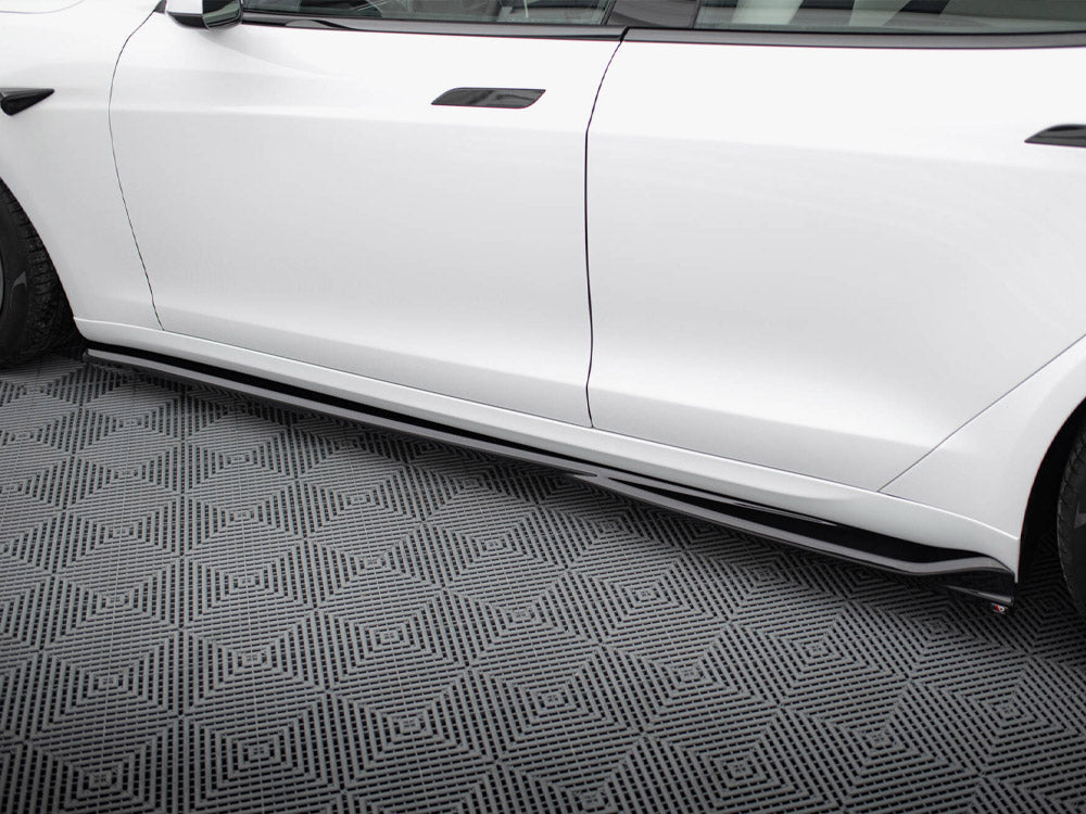 Maxton Design Side Skirts Diffusers V.1 Tesla Model S Plaid Mk1 Facelift - TE-MODELS-1F2-PL-SD1G - Image 4