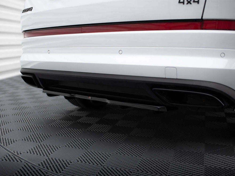 Central Rear Splitter (Vertical Bars) Skoda Kodiaq RS