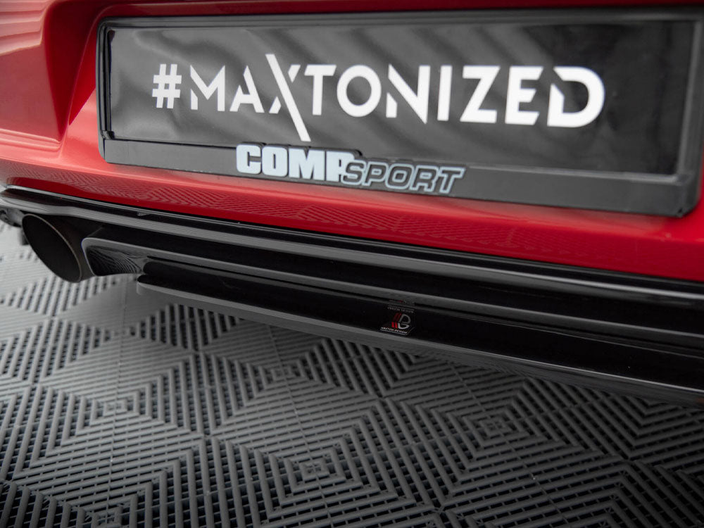 Maxton Design Central Rear Splitter VW Golf GTI Mk7 Clubsport - VW-GO-7-GTI-CS-RD1G - Image 3