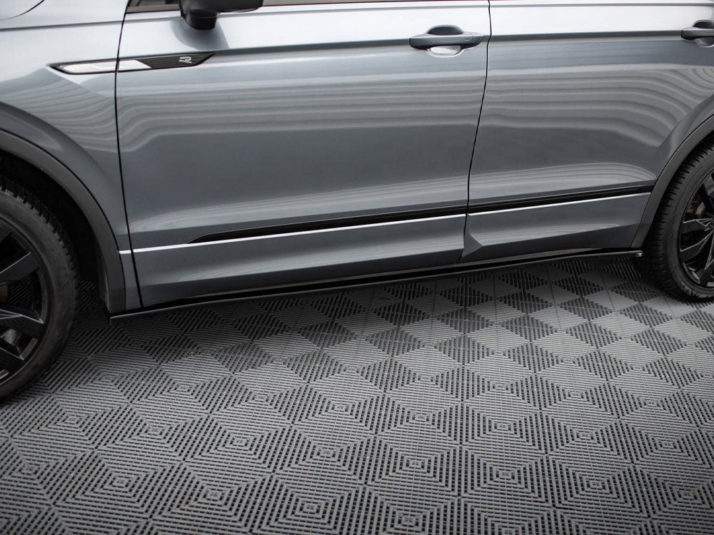 Maxton Design Side Skirts Diffusers VW Tiguan Allspace Mk2 - VW-TI-2-RLINE-LWB-SD1G - Image 3