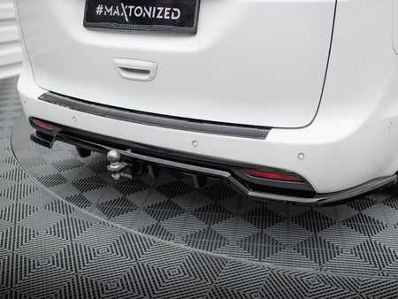 Maxton Design Central Rear Splitter (Vertical Bars) Chrysler Pacifica Mk2 Facelift - CHR-PA-2F-RD1G+RD2G - Image 3