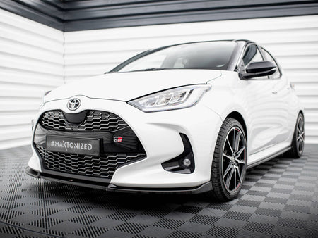 Maxton Design Front Splitter V.3 Toyota Yaris Mk4 - TO-YA-4-FD3G - Image 2