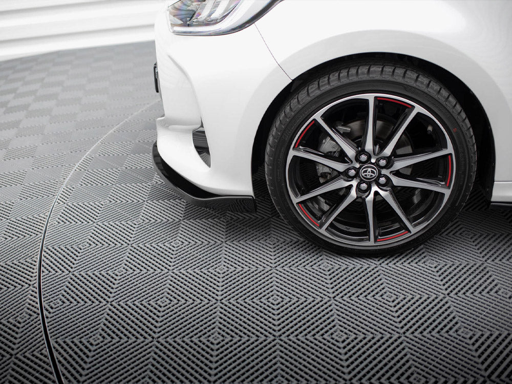 Maxton Design Front Splitter V.3 Toyota Yaris Mk4 - TO-YA-4-FD3G - Image 6