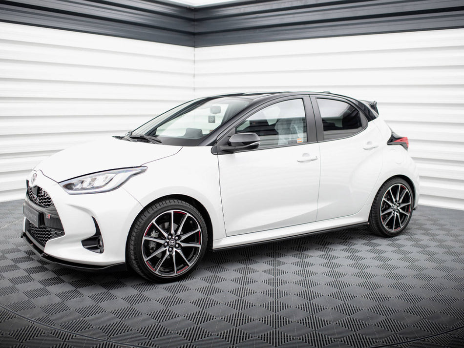 Maxton Design Side Skirts Diffusers V.2 Toyota Yaris Mk4 - TO-YA-4-SD2G - Image 2