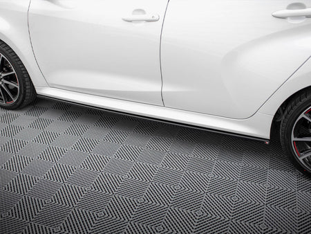 Maxton Design Side Skirts Diffusers V.2 Toyota Yaris Mk4 - TO-YA-4-SD2G - Image 3