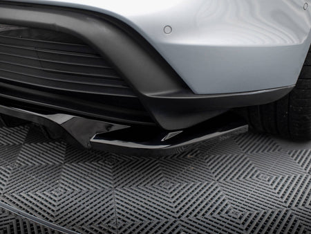 Maxton Design Rear Splitter (Vertical Bars) Porsche Taycan / Taycan 4 / Taycan 4S / Taycan GTS Mk1 - PO-TAY-1-RD1G+RD2G - Image 7