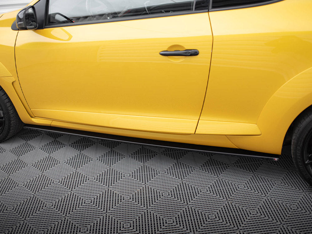 Maxton Design Side Skirts Diffusers Renault Megane 3 RS - RE-ME-3-RS-SD1G - Image 4