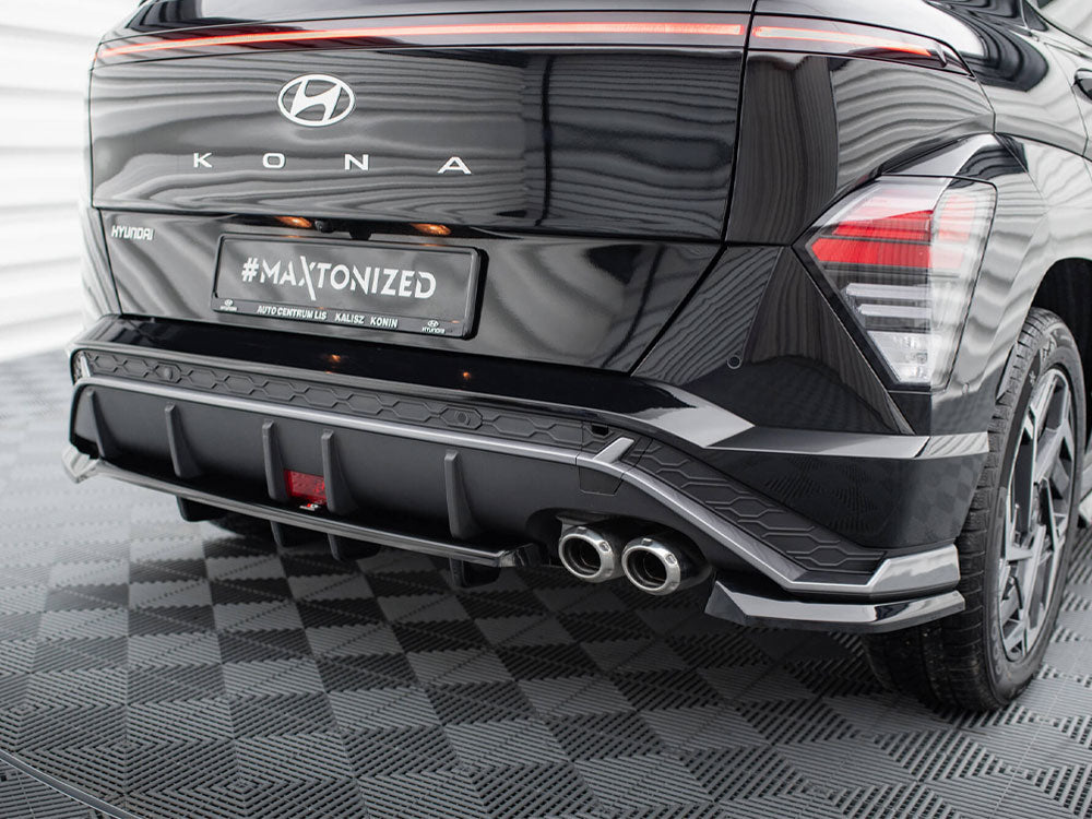 Maxton Design Central Rear Splitter (Vertical Bars) Hyundai Kona N-Line Mk2 - HY-KO-2-NLINE-RSD1G+RD1G - Image 3