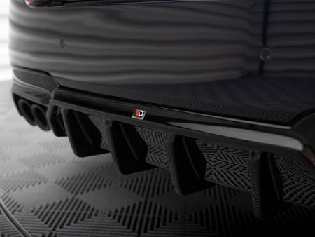 Rear Valance V.2 BMW 5 M-Pack F10 / F11 (Version with two double exhausts)